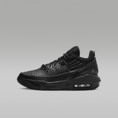 Boys jordan max aura top